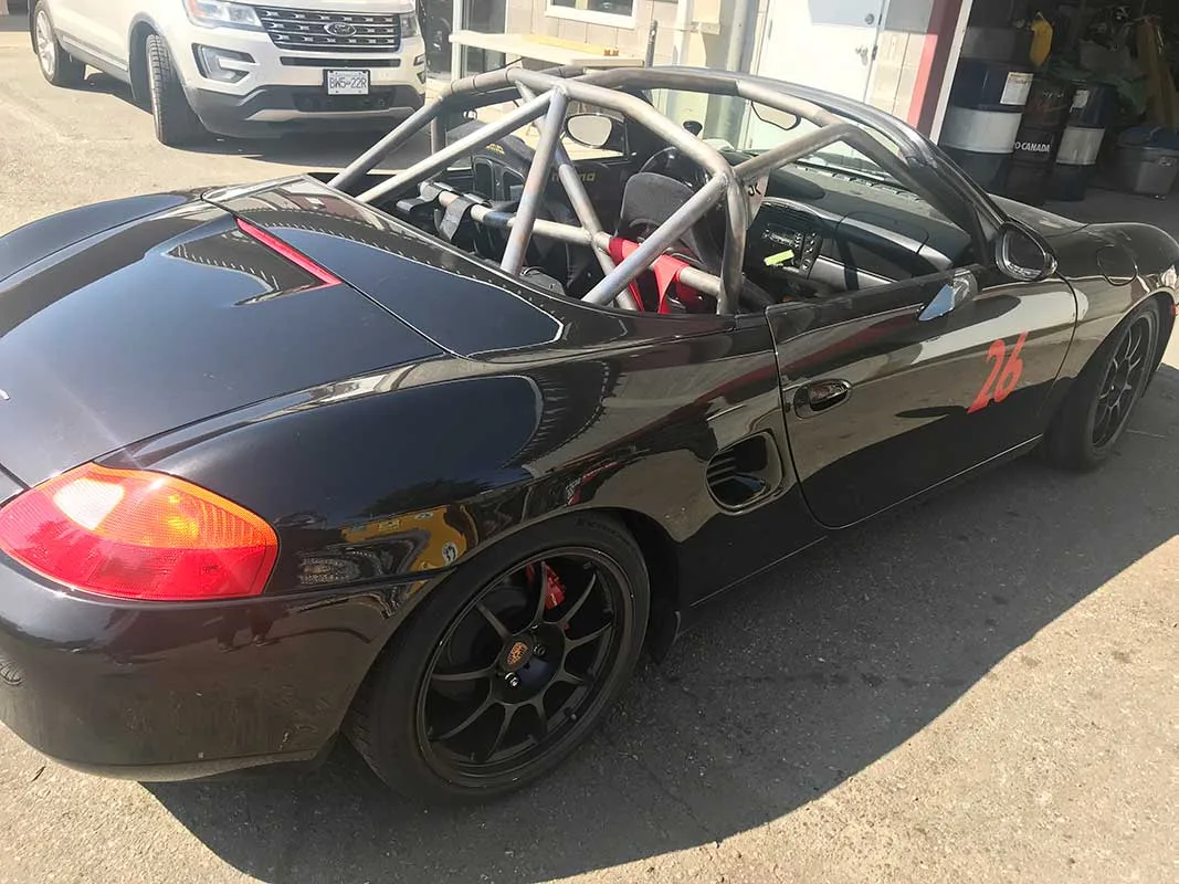 Porsche Boxer roll cage, welds and gusseting detail