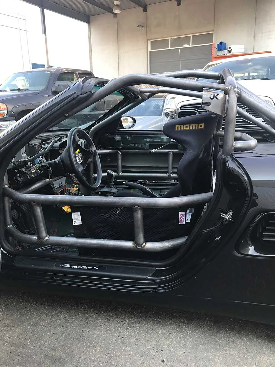 Porsche Boxer, finished custom roll cage installation