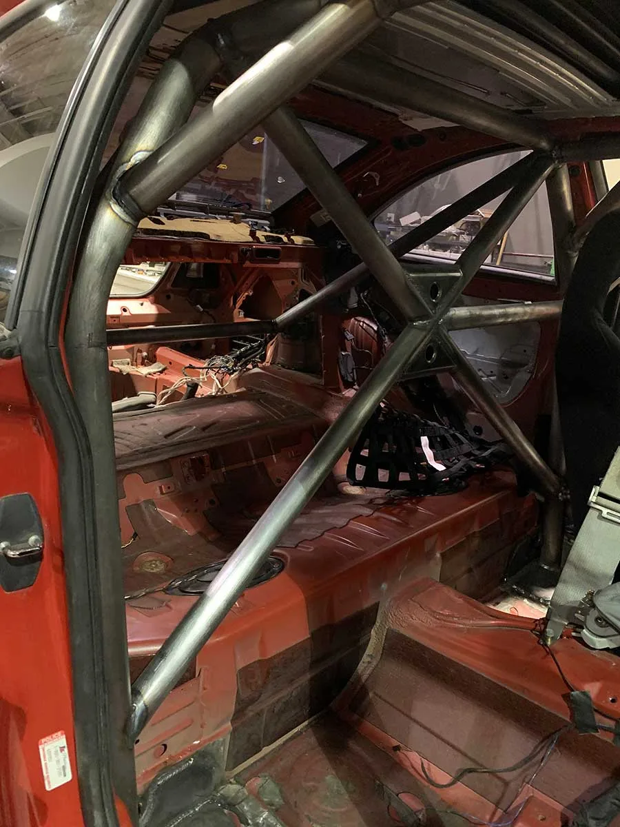 Vintage BMW roll cage, fabrication detail